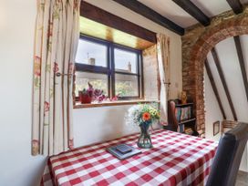 Coach Cottage - Devon - 1059470 - thumbnail photo 9