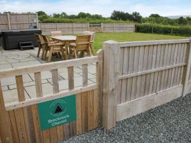 Brecknock Cheviot - The Sheepfold - Mid Wales - 1059725 - thumbnail photo 3