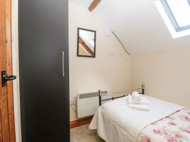 Wavering - Somerset & Wiltshire - 1060213 - thumbnail photo 17