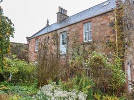 Pear Cottage - Priorwood Garden - Scottish Lowlands - 1060394 - thumbnail photo 17