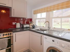 Stalker's Cottage - Torridon - Scottish Highlands - 1060423 - thumbnail photo 8