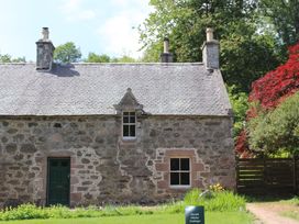 North Mains Cottage - Craigievar Castle - Scottish Lowlands - 1060432 - thumbnail photo 1