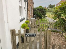 Ascot Cottage - North Yorkshire (incl. Whitby) - 1060483 - thumbnail photo 2