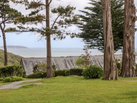 Seaglass - Cornwall - 1060849 - thumbnail photo 21