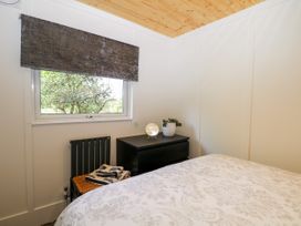 Harvest Lodge - Kent & Sussex - 1061588 - thumbnail photo 13