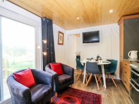 Harvest Lodge - Kent & Sussex - 1061588 - thumbnail photo 4