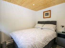 Harvest Lodge - Kent & Sussex - 1061588 - thumbnail photo 14
