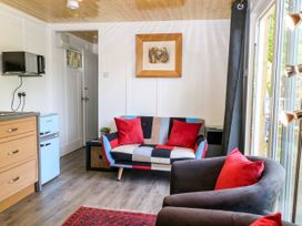 Harvest Lodge - Kent & Sussex - 1061588 - thumbnail photo 5