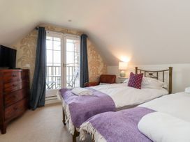 Jasmine - Kent & Sussex - 1062598 - thumbnail photo 16