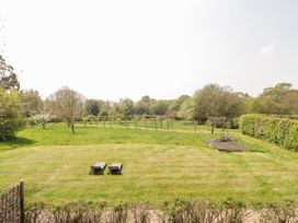 Jasmine - Kent & Sussex - 1062598 - thumbnail photo 24