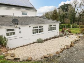 Little Bobbins - South Wales - 1064636 - thumbnail photo 1