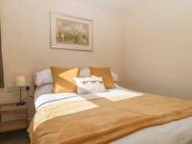 8 Adams Meadow - Somerset & Wiltshire - 1064694 - thumbnail photo 18