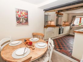 Applegarth Cottage - Peak District - 1065037 - thumbnail photo 8