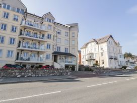 Ocean View Apartment - North Wales - 1066096 - thumbnail photo 1