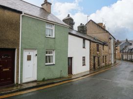 A street with houses on both sides at 27 Kingshead Street Pwllheli
