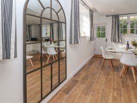 Willow Cottage - Peak District - 1066252 - thumbnail photo 8