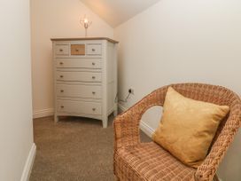 Willow Cottage - Peak District - 1066252 - thumbnail photo 19