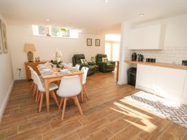 Oak Cottage - Peak District - 1066256 - thumbnail photo 9