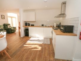 Oak Cottage - Peak District - 1066256 - thumbnail photo 10
