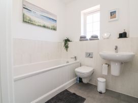 1 Marsh Gardens - Somerset & Wiltshire - 1066257 - thumbnail photo 13
