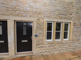 1 Grosvenor Farm Cottages - Yorkshire Dales - 1066571 - thumbnail photo 2