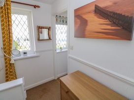 Grooms Cottage - South Wales - 1066752 - thumbnail photo 9