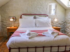 Dolwylan Barn - Mid Wales - 1066984 - thumbnail photo 15