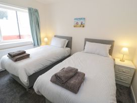 27 Lon Ffawydd - North Wales - 1067193 - thumbnail photo 10