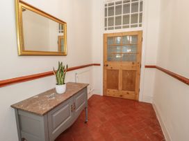 1 Tyn Y Caeau Apartment - North Wales - 1067311 - thumbnail photo 2