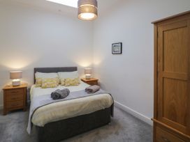 2 Treborth Mews - North Wales - 1067323 - thumbnail photo 8