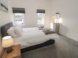 2 Treborth Mews - North Wales - 1067323 - thumbnail photo 10