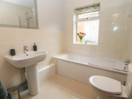 Sykes Cottage - North Wales - 1068009 - thumbnail photo 18