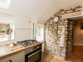 Corner Cottage - Somerset & Wiltshire - 1068093 - thumbnail photo 15