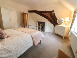 Hobson's Cottage 10 Main Street - Peak District - 1068649 - thumbnail photo 12