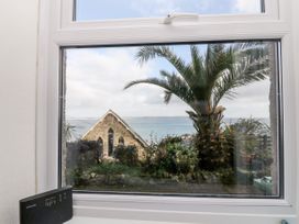 Lookout Cottage - Cornwall - 1068650 - thumbnail photo 9