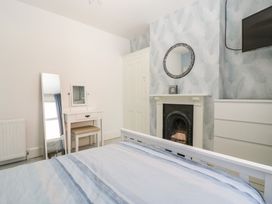 19 Derby Street - Dorset - 1068752 - thumbnail photo 18