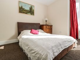 19 Derby Street - Dorset - 1068752 - thumbnail photo 19