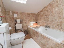 Pretty View Cottage - North Yorkshire (incl. Whitby) - 1069008 - thumbnail photo 14