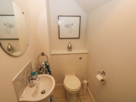 Crown Cottage - South Wales - 1069255 - thumbnail photo 11