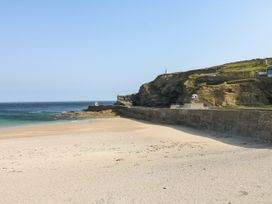 Poppy - Cornwall - 1069407 - thumbnail photo 17