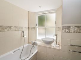 Puccini - Scottish Lowlands - 1069559 - thumbnail photo 12