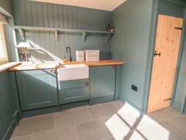 Holly Cottage - North Yorkshire (incl. Whitby) - 1069742 - thumbnail photo 27