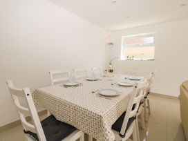 Wheatlands - Hampshire - 1069926 - thumbnail photo 12
