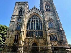 Bobbies' Retreat, 20 High Street - North Yorkshire (incl. Whitby) - 1069987 - thumbnail photo 68
