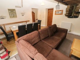 Rafters Cottage - South Wales - 1070042 - thumbnail photo 8