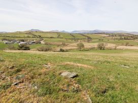 Orsedd Wen Farmhouse - North Wales - 1070178 - thumbnail photo 34