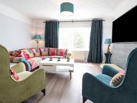 Rose Hill - North Wales - 1070899 - thumbnail photo 2