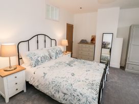 May Cottage - Cotswolds - 1070902 - thumbnail photo 10