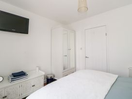 2 Beach Cottage - Devon - 1071767 - thumbnail photo 22