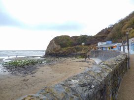 Llygaid Yr Haul - South Wales - 1071817 - thumbnail photo 11